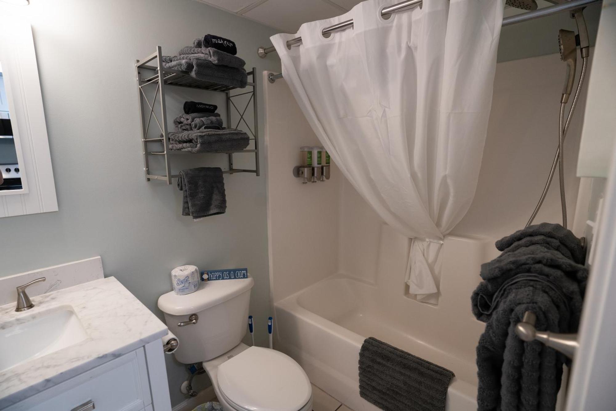 Oceanview Condo With Pool, Hot Tub, Balcony, Right On The Beach Myrtle Beach Luaran gambar