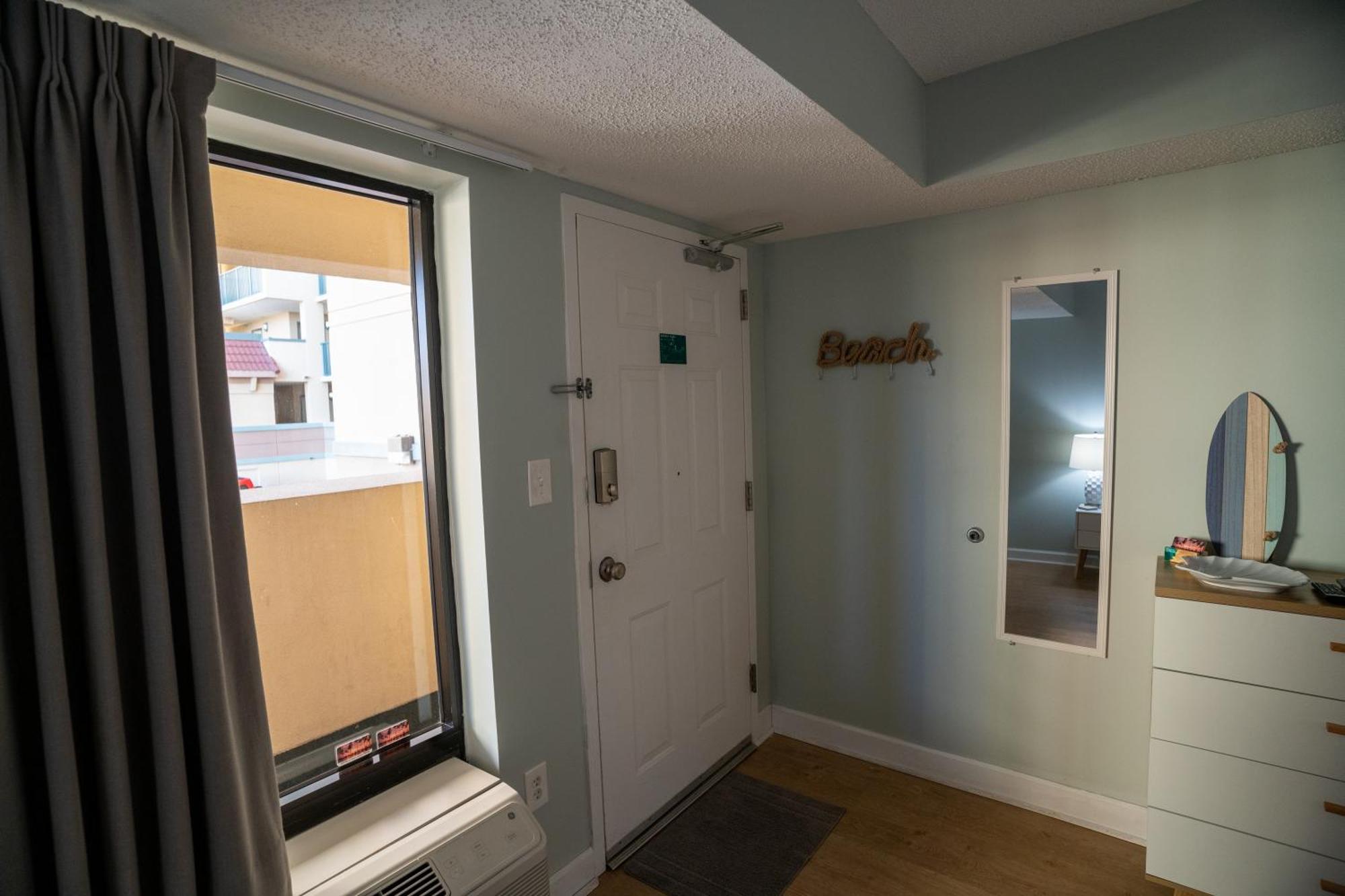 Oceanview Condo With Pool, Hot Tub, Balcony, Right On The Beach Myrtle Beach Luaran gambar